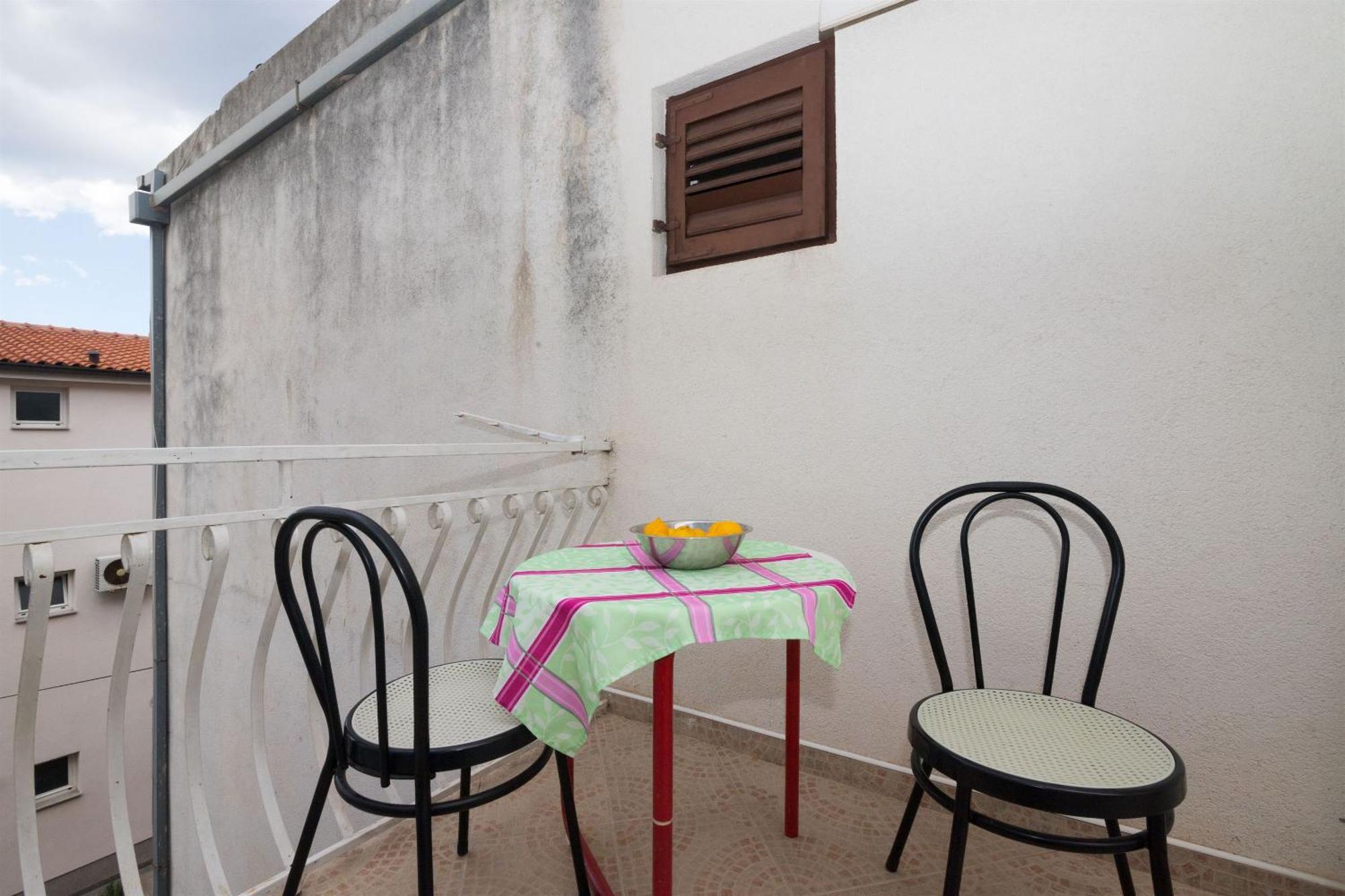 Apartments Zeljko Makarska Bagian luar foto